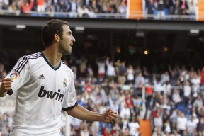 年轻跳水运动员崭露头角，未来可期，年轻的跳水运动员