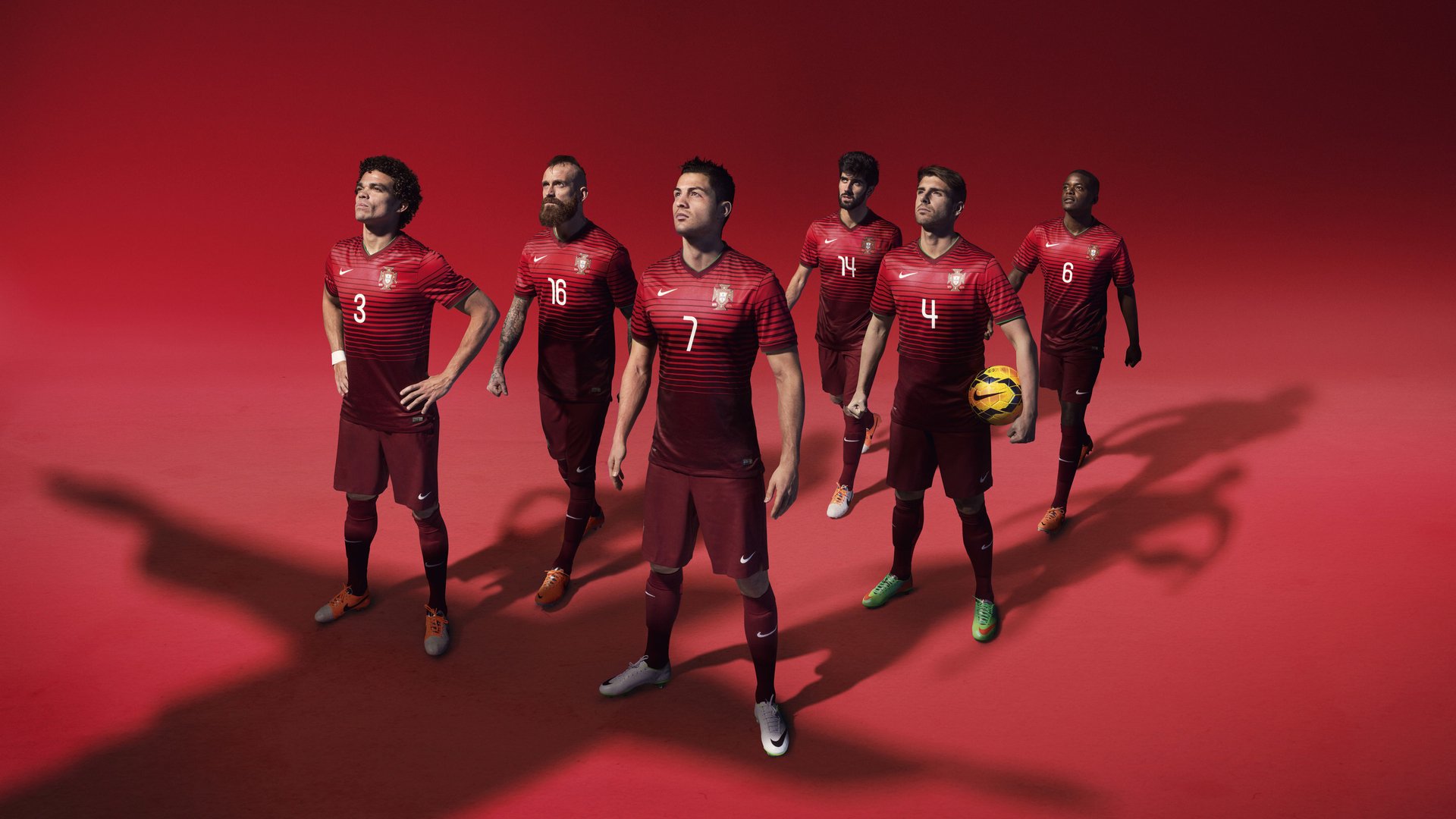 丹·卡特：从全黑队核心球员到橄榄球传奇人物，丹特和c罗